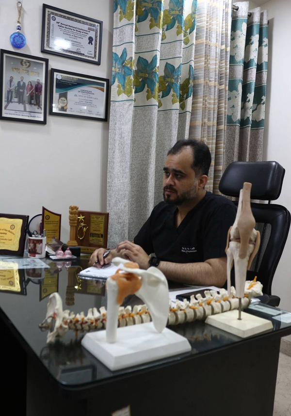 Dr. Deep Divanshu Lall — Pain Physician, Denovo Clinic Rohini